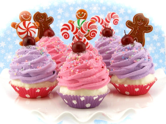 DISPLAY FAUX CUPCAKES /& REALISTIC CANDIES ORNAMENTS HOME DECOR KNIT EMBROIDERED