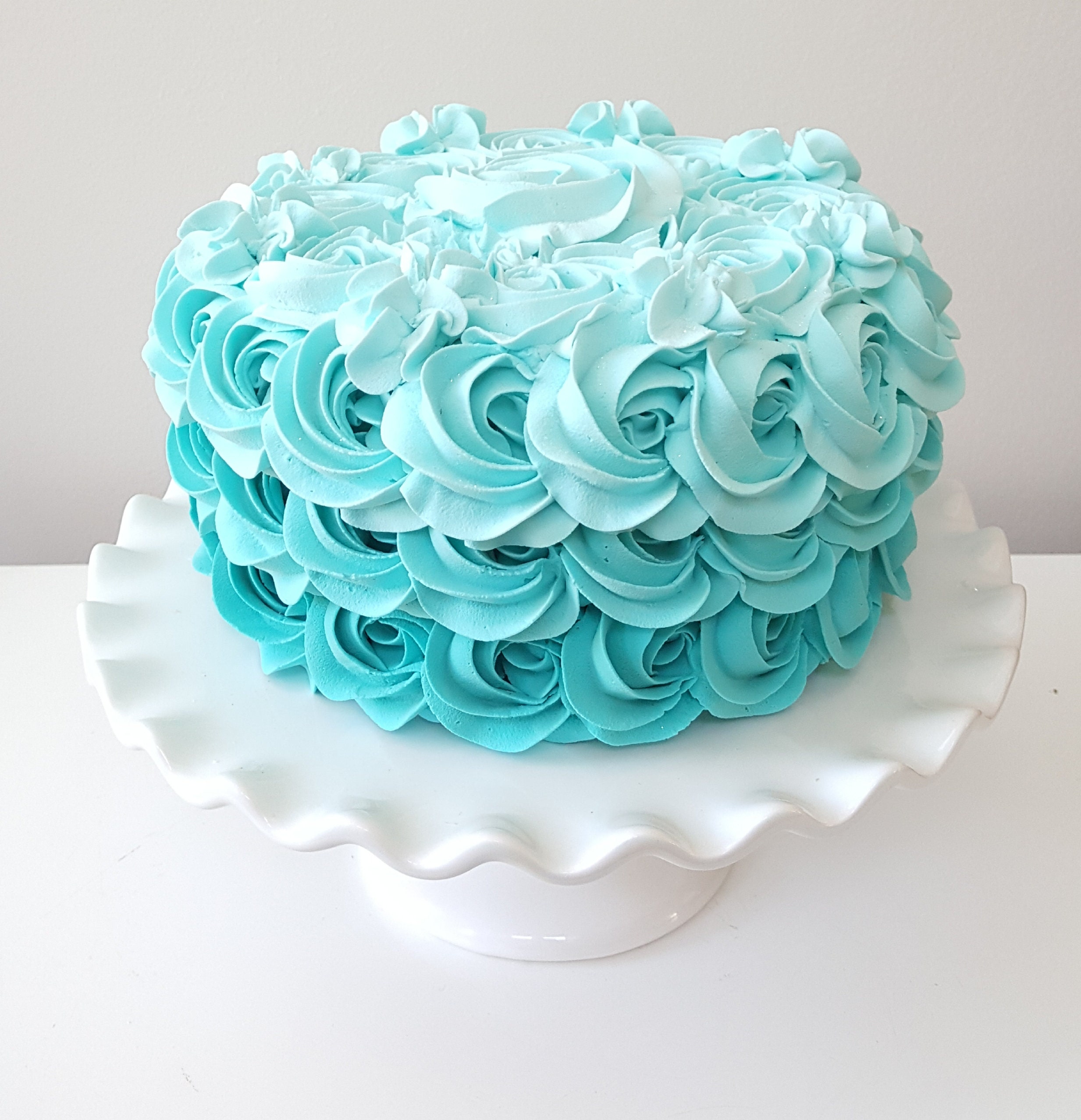 Top more than 149 glitter cake design in.eteachers