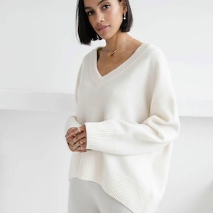 Handmade Cashmere Oversized Sweater: Pastel Yellow Winter Wear