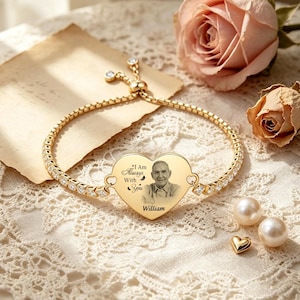 Personalisiertes Fotoarmband für Damen, individuell graviertes Herzarmband, Erinnerungsgeschenk für Mama, Papa, Oma, Opa, besonderes Schmuckstück