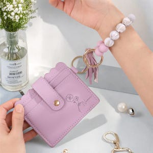 Geboortebloem sleutelhanger portemonnee, leren kaartportemonnee, sleutelhouder, armband sleutelhanger, aangepaste naamportemonnee, gepersonaliseerde cadeaus voor haar, Moederdag