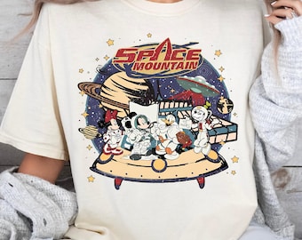Space Mountain Disney Retro Shirt, Disneyland Micky und Freunde Vintage Astronaut T-Shirt, Disneyworld Familienausflug Space Mountain Pullover