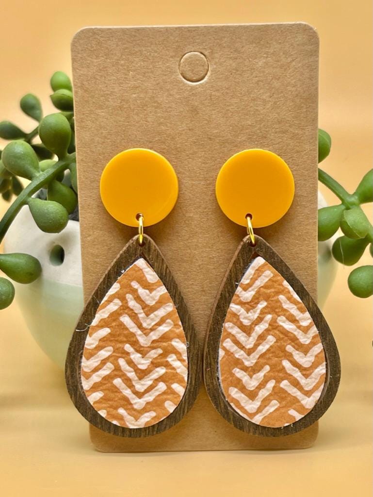 Boucles D'oreilles Pendantes En Bois Creux - Ovales, Détail étoile, Violet, Fait Main, Neuf