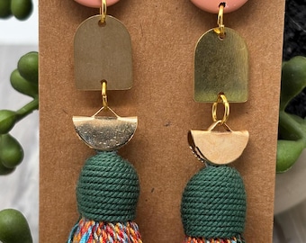 Quasten baumeln Ohrringe - Boho durchbohrt oder Clip-Schmuck für Damen tragen