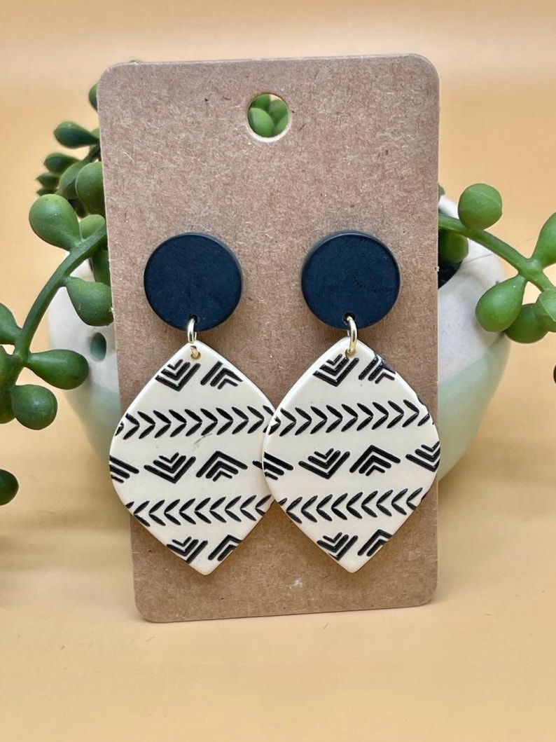 Chic Chevron Dangle Drop Earrings 3inch Drop Length Lightweight
