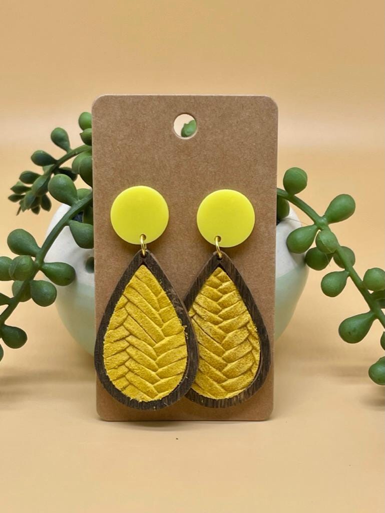 Boucles D'Oreilles Pendantes Ovales En Bois Creux Non Teinté - Étoile - Bijoux Faits Main Uniques