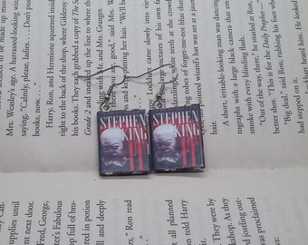 It Book Earrings / Stephen King / Book Jewelry / Gifts for Her / Book Lover Gift / Librarian Gift / Gift for Mom / Horror Book Earrings