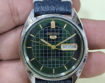 Gift for him Seiko 5 vintage automatic black elegant dial Mens working wrist watch dress watch 36mm original dial 023