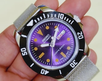 vintage Seiko 5 purple dial automatic dial rotating bezel Men working wrist watch retro model 40mm..dress watch retro 70s style