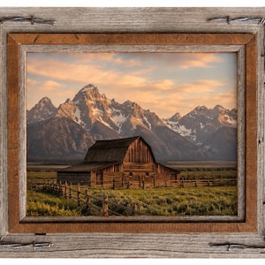 Barnwood Picture Frame with Barbed Wire | Rustic Western Decor