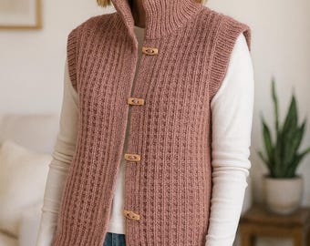 Patron de gilet en tricot PDF • Cardigan boutonné sans manches pour femme • Gilet texturé à col montant • Patron de veste sans manches en tricot moderne