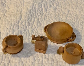 Miniature  wooden kitchen doll house pots and bowls