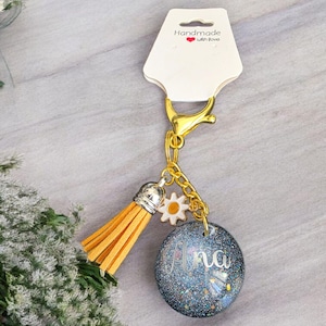 Personalized Epoxy Resin Keychain – Custom Name Glitter Key Ring with Tassel – Handmade Gift for Her