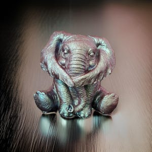 Charming Handmade Elephant Statue - Vibrant Home Decoration
