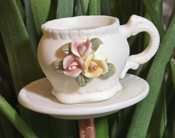 Cream Teacup With 3D Flowers Plant Spike
