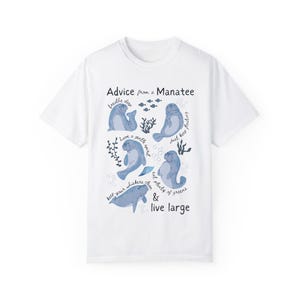 Manatee-skjorta Träffa mig på stranden Respektera lokalbefolkningen Manatee-skjorta Ekologi Hav-skjorta Naturälskare Gåva Djurälskare Gåva Naturälskare White