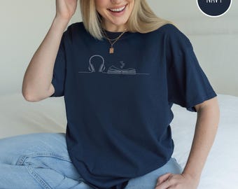 Audiobook Lover Comfort Colors-T-shirt: boek en hoofdtelefoonafbeelding