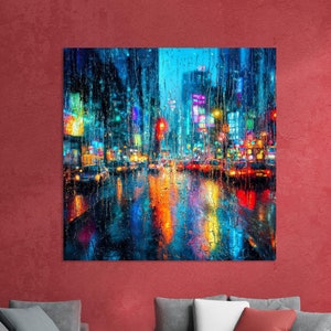 Puede incluir: Una pintura de una calle de la ciudad por la noche con lluvia cayendo. La calle está iluminada con luces de colores y los reflejos de las luces se pueden ver en los charcos de la calle.