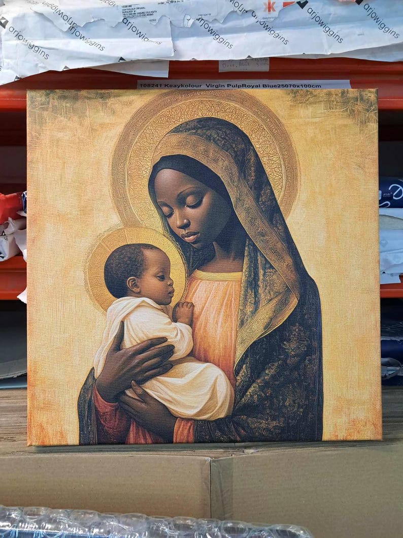 Arte em tela da Virgem Negra com o Menino. Arte de parede da Virgem Africana e Jesus Maria. Ícone religioso moderno, decoração espiritual da maternidade, presente cristão. imagem 5