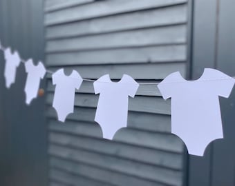 Baby Shower Paper Garland, Baby Reveal, Baby Shower Bunting, Baby Shower Decorations, Baby Vest Garland, Onesie Garland, Baby Gender Party