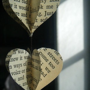 Heart Strings Vintage Black Beauty 3D Paper Mobile image 2