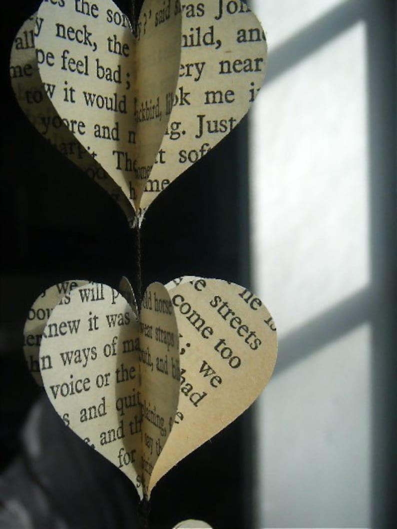 Heart Strings Vintage Black Beauty 3D Paper Mobile image 2