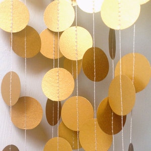 Goldgirlande, 2,5 cm Kreise, Papiergirlande, Hochzeitsgirlande, Hochzeitsdekoration, Goldhochzeit, Party Dekor, Brautparty, Papierdekoration