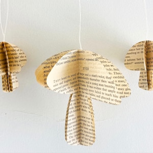 Mushroom Ornaments, 3D Book Paper Ornaments, Vintage Book Ornaments, Tree Decorations, Tree Ornaments, 3D Vintage Book Ornament, Toadstool
