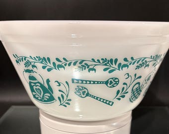 Vintage Federal Milk Glass Mixing Bowl - Kitchen Aid Pattern