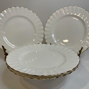 Royal Albert Val D&#39;Or Bread and Butter Plates