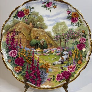 Royal Albert Tranquil Garden Collector Plate