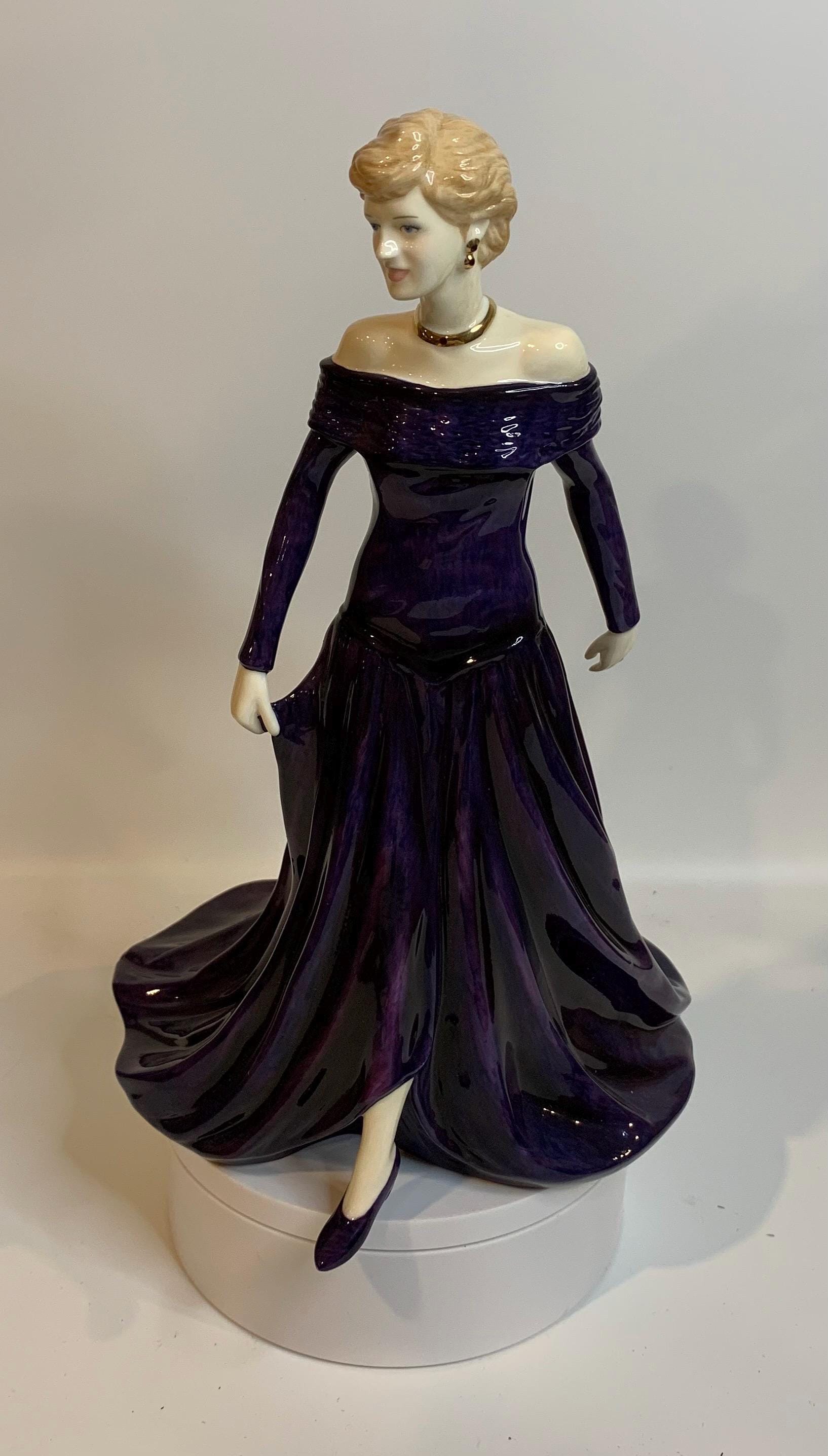 ロイヤルドルトン　ダイアナ　フィギュア Royal Doulton Figurines Princess Diana - Etsy