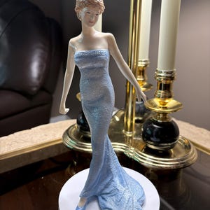 ❣️ロイヤルウースター❣️フィギュリン ダイアナ プレミア2002 美品 レア Royal Doulton Figurines Princess Diana - Etsy