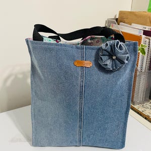 Sac fourre-tout en denim, sac de marché, sac à bandoulière, sac de sport, sac de plage, sac de voyage, cadeau pour elle, fait main avec amour.