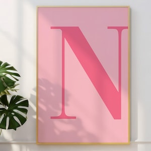 Póster de la letra N, arte de pared rosa, bonita impresión del alfabeto rosa, decoración de dormitorio, decoración de habitación preppy