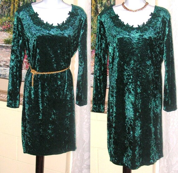 emerald green crushed velvet dress