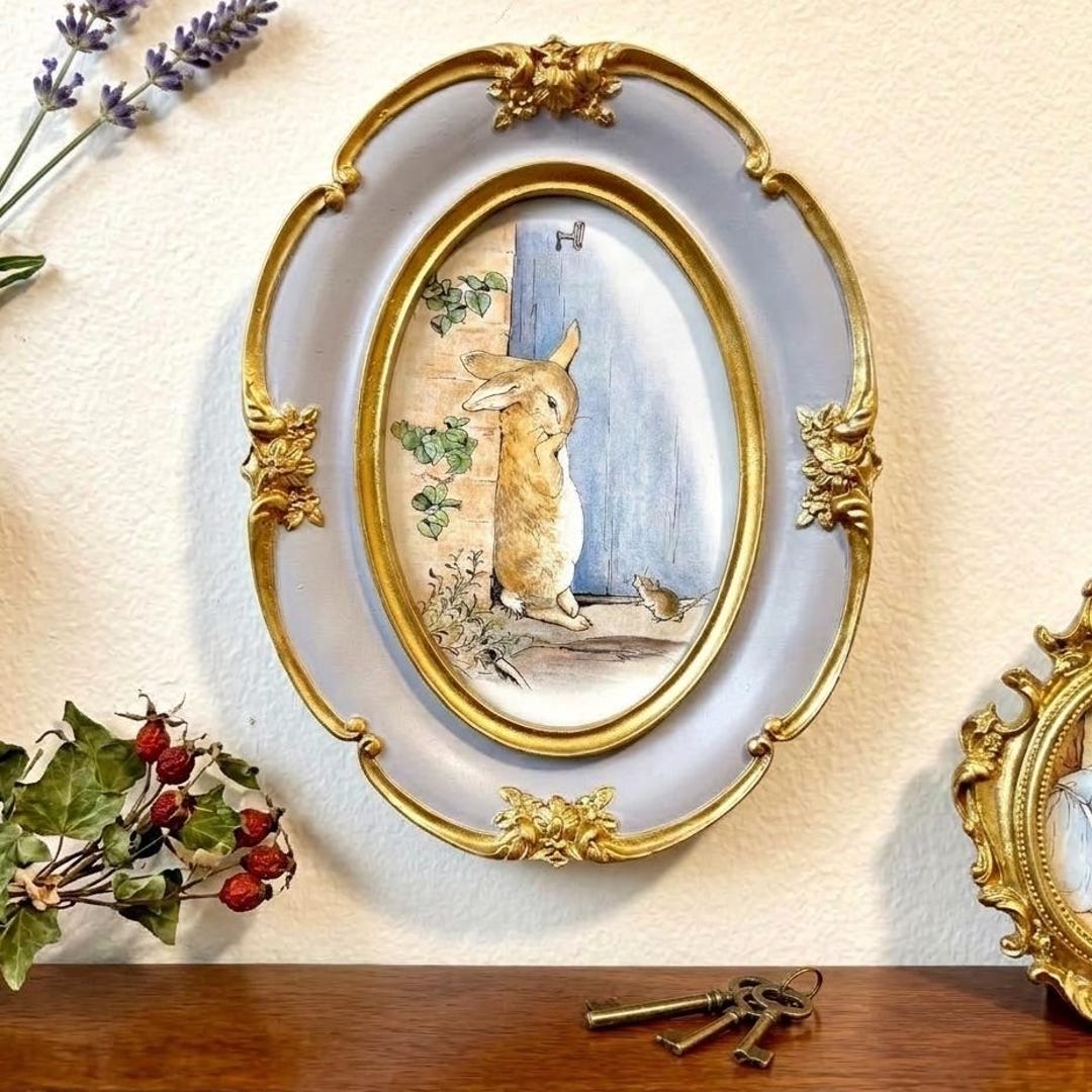 アンティーク雑貨 French l rocaille photo frame. Ornate Lilac Gold Oval Frame, 5x7 Rococo Photo Holder, Cottagecore