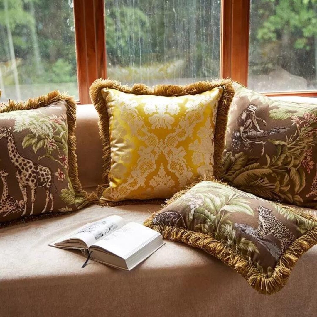 Luxury Chenille Jacquard Throw Pillowcase Decorative Cushion Cover 45x45cm Medieval Style Home Deco