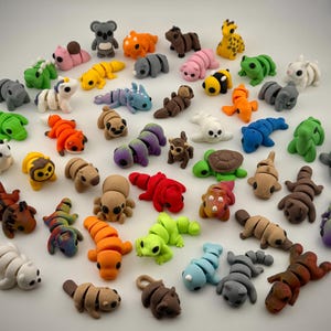 Miniature Wiggle Animals – Eco-Friendly 3D Printed Fidget Toys, Party Favors, Gifts – Dino, Mythical, Safari, Sea, Farm & Critter Themes