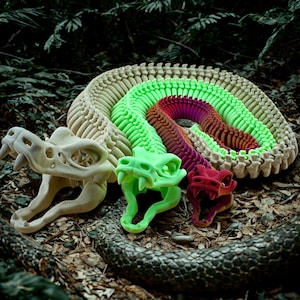 3D Printed Articulated Fidget Skeleton Snake – Fun Stress Relief Toy in Various Sizes & Colors