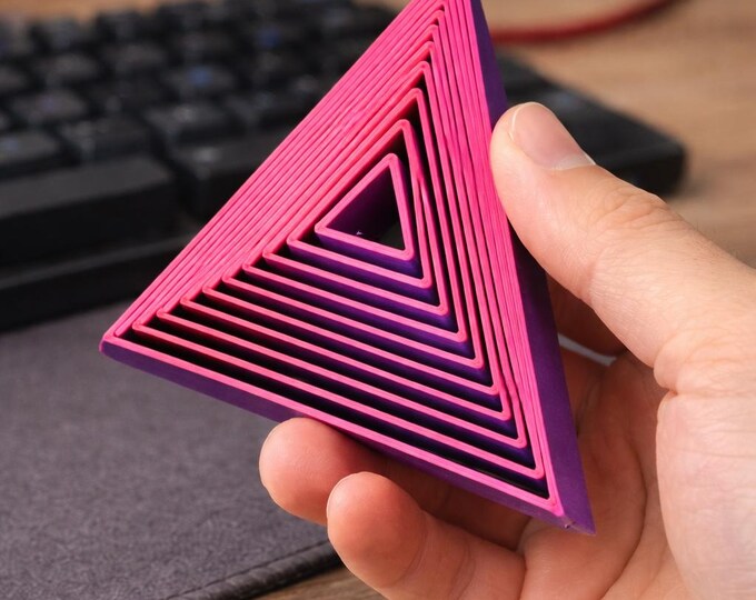 Collapsible Triangle Fidget Toy \ 3D Printed ADHD Desk Toy \ Geometric Stress Relief Gift for Adults