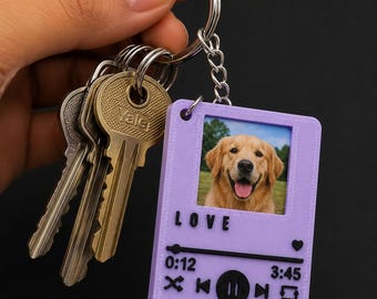 Personalized Photo Music Keychain | Custom Picture Frame Keychain | 3D Printed Backpack Charm | Gift for Couples & Pet Lovers