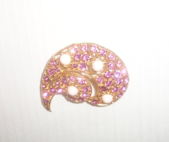 Vintage Sparkling Pink Rhinestone Semi Swirl Broo… - image 4