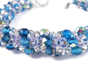 50% OFF SALE Handbeaded Bracelet Spiral Pattern Beadweaving Teal Iris Faceted Glass Beads Peanut Shaped Beads Heart Toggle Clasp 8" 20.3 CM