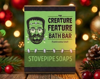 Jabón Creature Feature / Inspirado en Frankenstein / Barra de jabón de incienso oscuro y mirra / Cuidado de la piel espeluznante