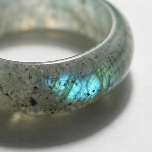 Natural Labradorite Ring, Minimalist Gemstone Ring, Handmade Stone Band, Thin Stackable Ring, Unique Silver Blue Flash Jewelry Gift Gemstone