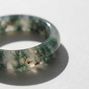 Natural Green Agate Ring, Green Gemstone Band Ring, Minimalist Stone Ring, Handmade Stackable Ring, Unique Nature Jewelry Gift For Her
