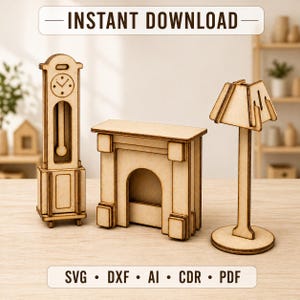 K&ouml;nnte beinhalten: Ein Set aus Miniatur-Puppenhausm&ouml;beln aus Holz, darunter eine Standuhr, ein Kamin und eine Lampe. Die Uhr hat ein rundes Zifferblatt, und die Lampe hat einen geometrischen Schirm. Der Text "INSTANT DOWNLOAD" steht oben, und Dateitypoptionen sind unten aufgef&uuml;hrt.