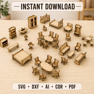 K&ouml;nnte beinhalten: Eine Sammlung von Miniatur-Holzm&ouml;beln, darunter Betten, Tische, St&uuml;hle und Schr&auml;nke. Die Teile sind hellbraun und scheinen lasergeschnitten zu sein. Der Text "INSTANT DOWNLOAD" steht oben und "SVG &bull; DXF &bull; AI &bull; CDR &bull; PDF" unten.