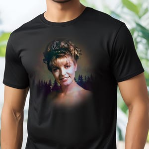 Laura Palmer Shirt - Twin Peaks Inspired T-Shirt - Who Killed Laura Palmer Tee - 90s Cult TV Fan Gift - Red Room Aesthetic